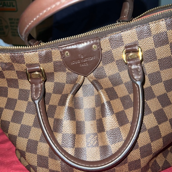 Louis Vuitton hand bag/ cross bag - Picture 10 of 10